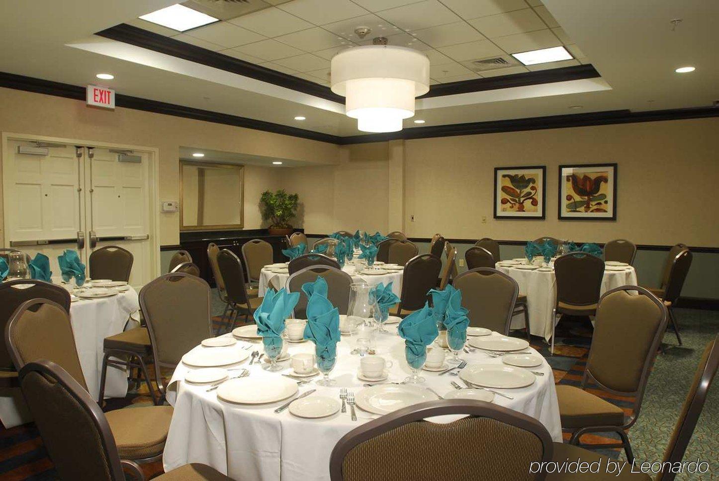 Hilton Garden Inn Hampton Coliseum Central Restaurant foto